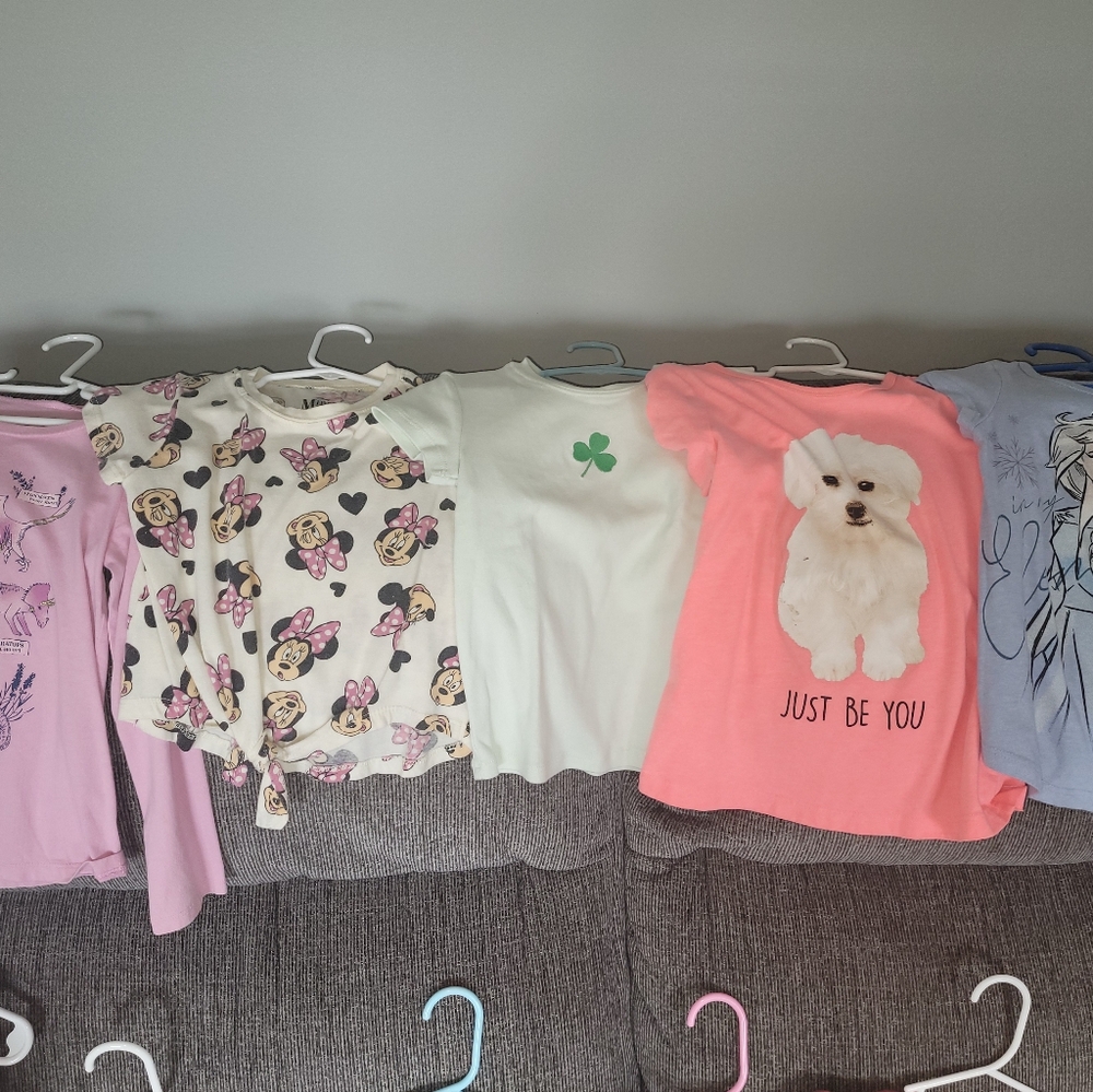 Girls clothing bundle - Picture 4 of 4